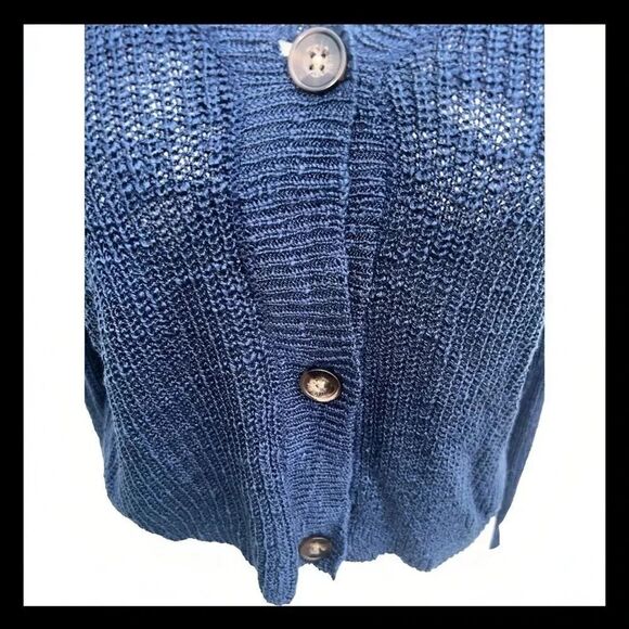Francesca's‎ Collections Crop Navy Blue Sweater Size Large - Picture 3 of 9